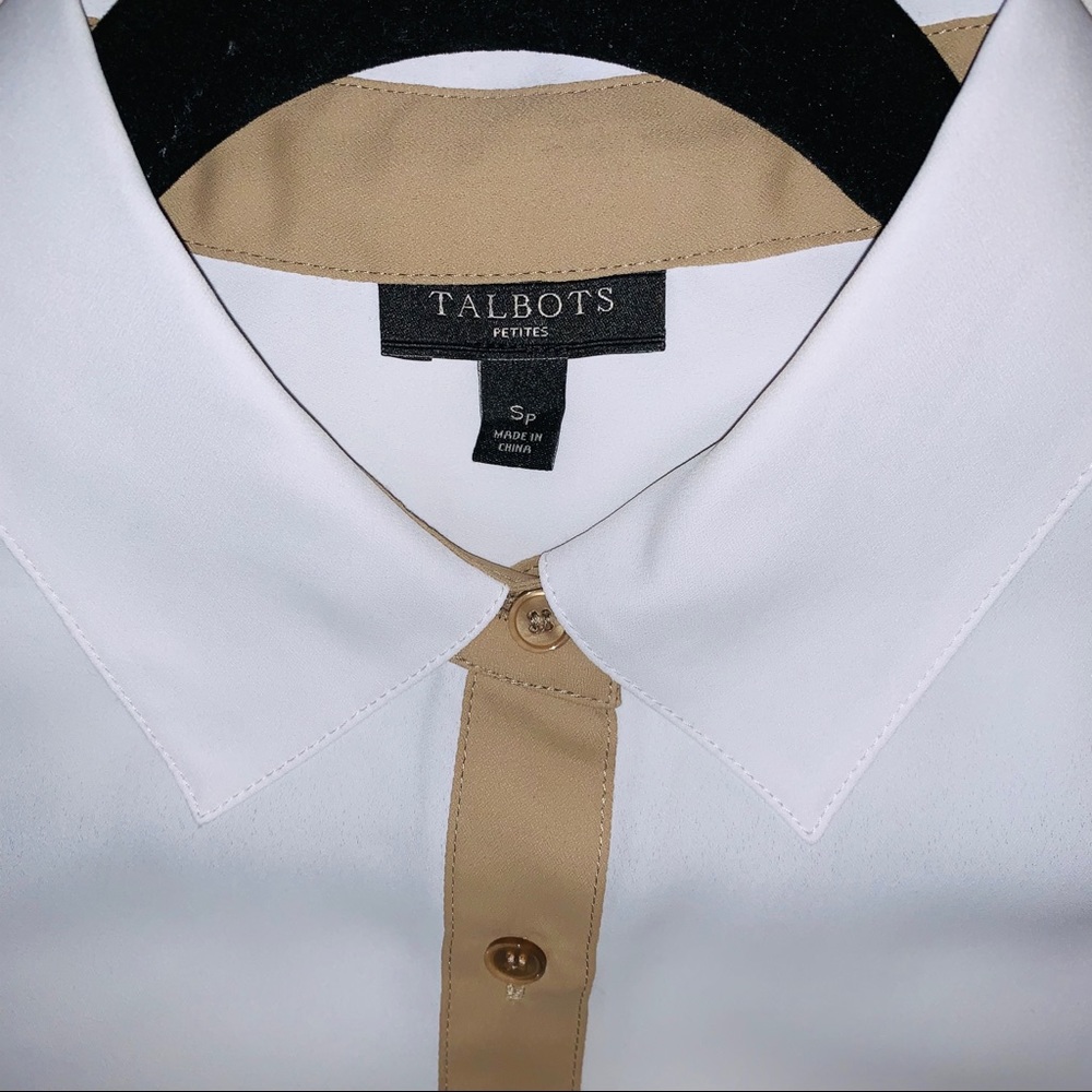 $2 for 20 Color block button down blouse